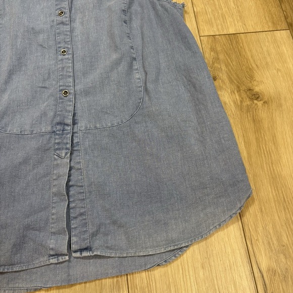 Free People Chambray Shirt Womens M Linen Western Blue Festival Sleeveless - Picture 4 of 8